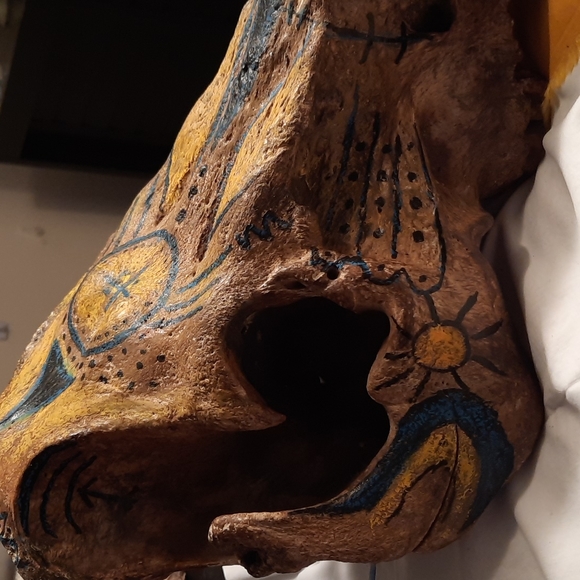 Hand Painted Wild Boar Skull, authentic beautiful original tribal bohemian art - Picture 8 of 9